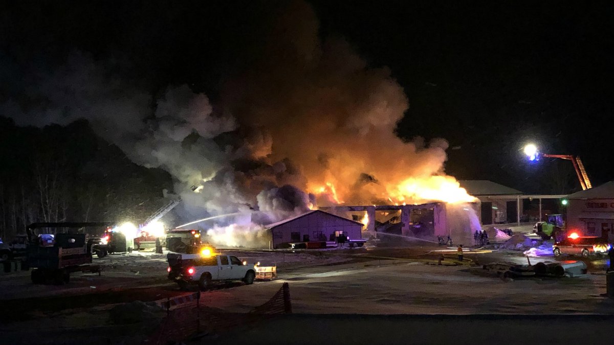 Firefighters tell us the Link Hydraulic building is a total loss after a fire this morning. It started shortly after 4:00 a.m. off of Westside Court. Firefighters saw a lot of flames when they got there. The Dubuque Fire Chief says someone nearby called it in. He says the fire started in the left side of the building.