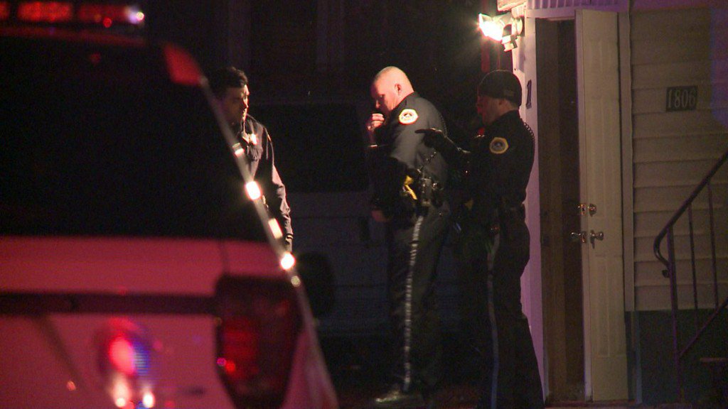 Suspect still free in shooting that injured woman    
