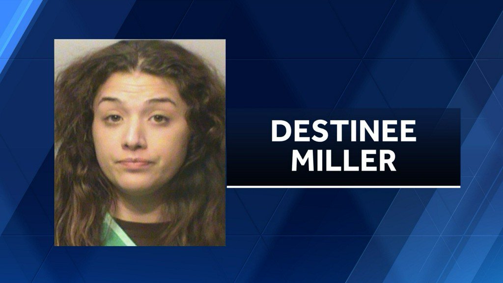A Des Moines woman accused of leaving her children and dogs alone in filthy conditions is back in jail Thursday after failing to appear in court
