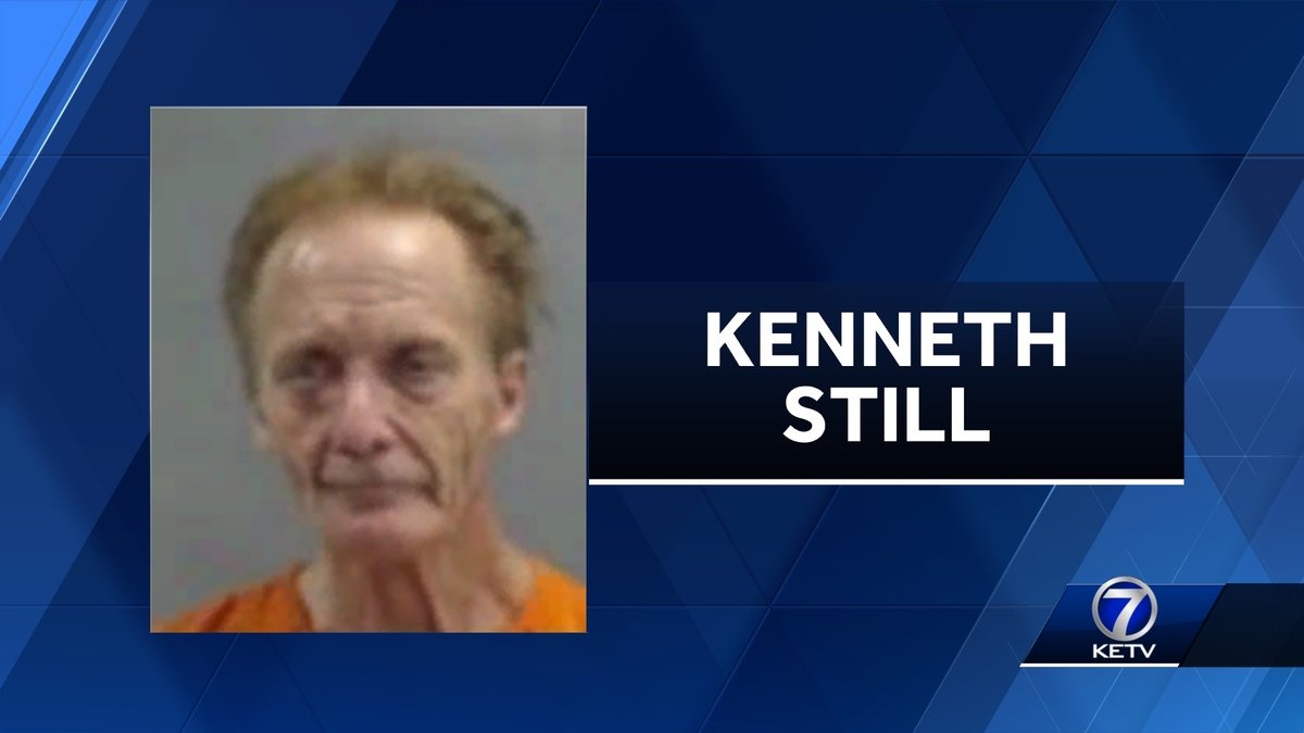 Police searching for suspect in deadly Iowa shooting    