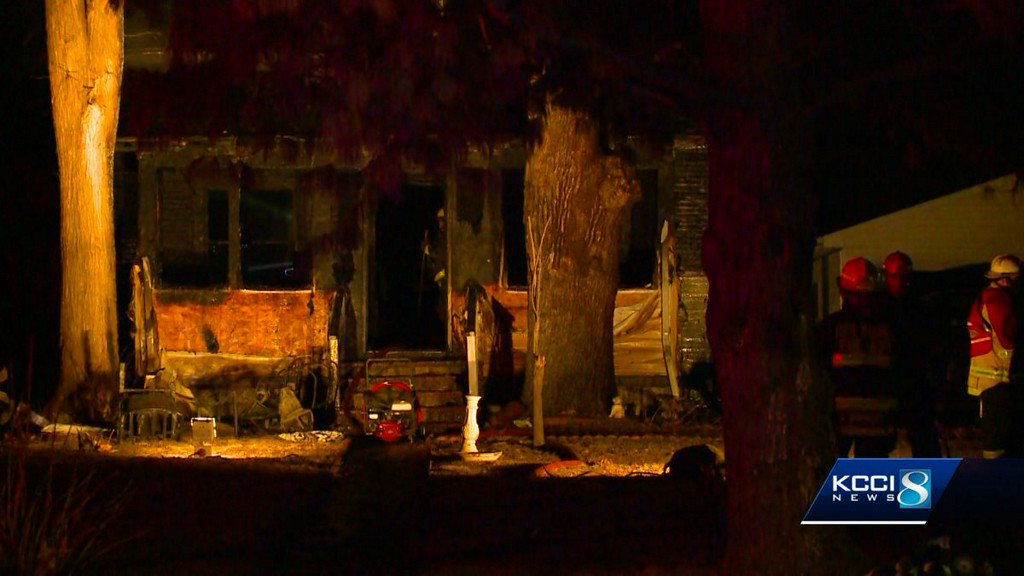 DSM woman dies after house fire set by grandson    