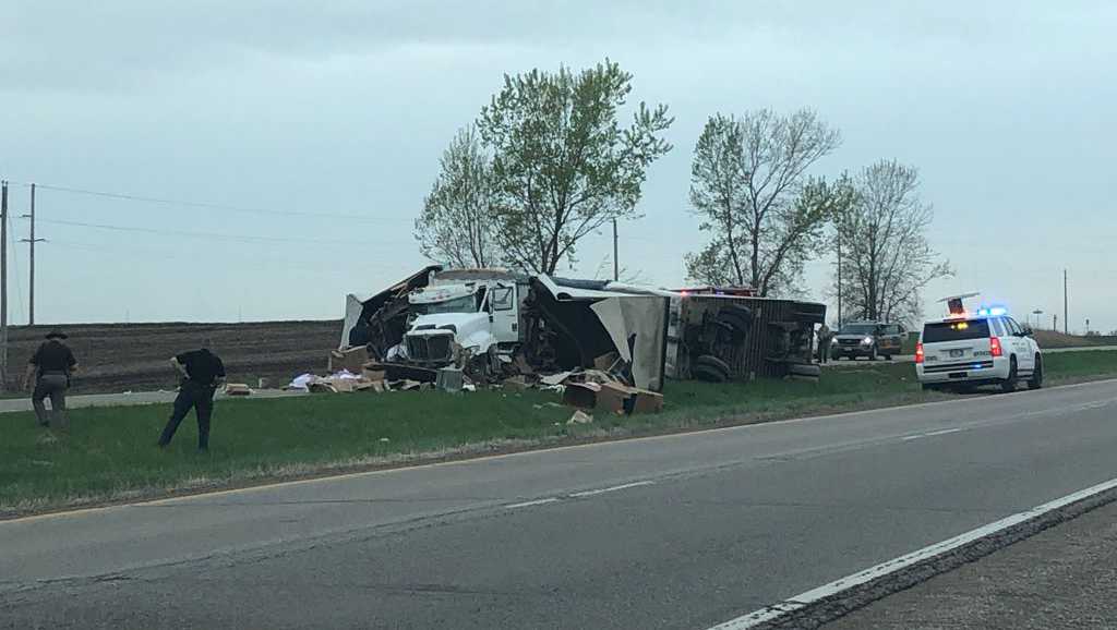 Crash involving 2 trucks closes Highway 163 westbound    