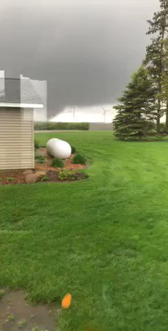 Tornado Touchdown 1 mile west of Davis Corners, IA. 
