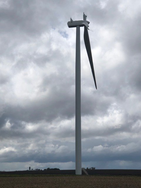Wind turbine damage south of Lime Springs. 