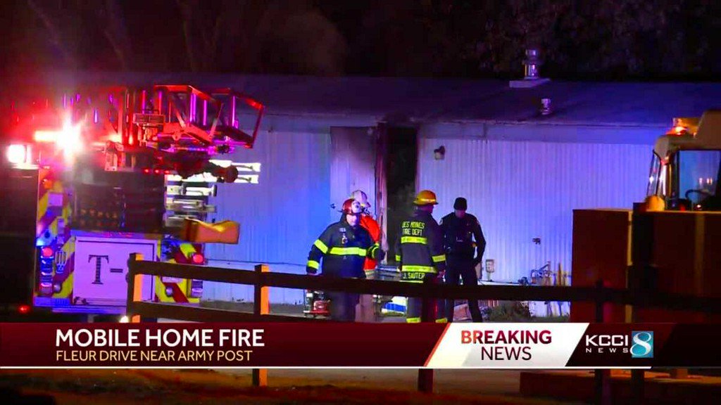 Authorities in Des Moines are investigating the cause of a mobile home fire on the city’s south side.