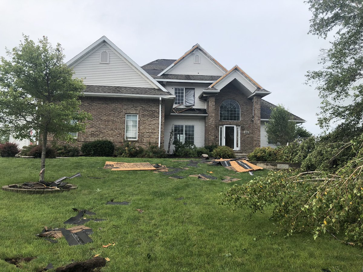 Tornado damage in Dysart