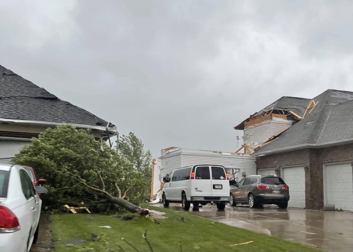 Tornado damage in Dysart