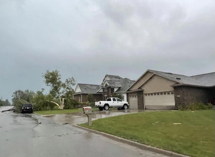 Tornado damage in Dysart