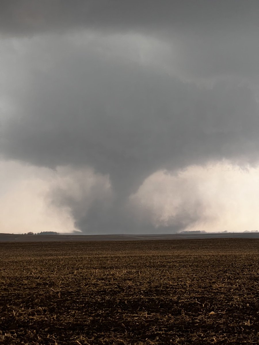 Here's our photo of the Gilmore/Palmer Iowa tornado today iawx