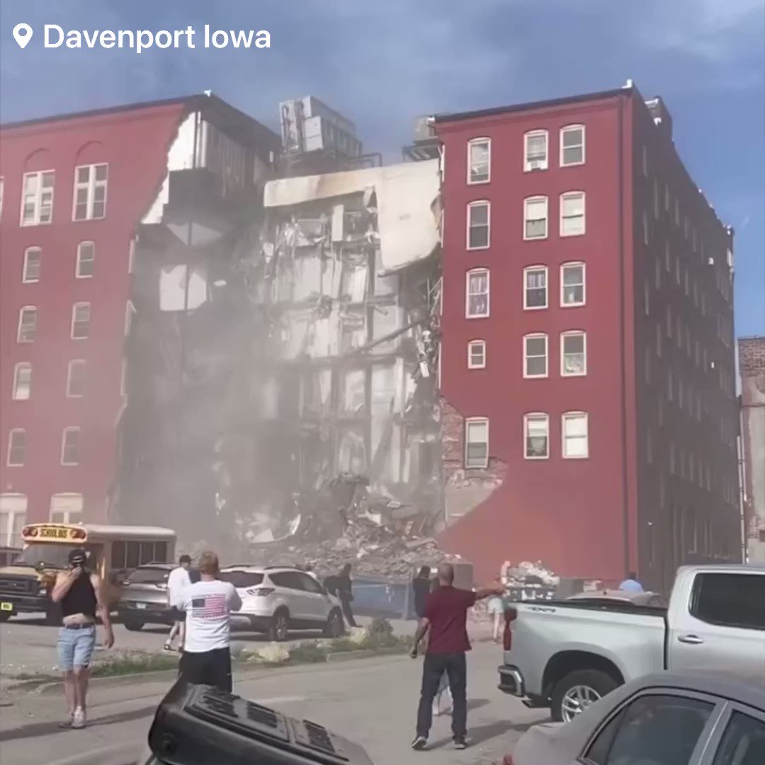 A Large apartment Building has partially collapses with reports of residents possibly trapped inside Davenport   Iowa Authorities are presently at the location of a building collapse in Davenport, Iowa after a significant apartment building has experienced&hellip; twitter.com/i/web/status/1&hellip;