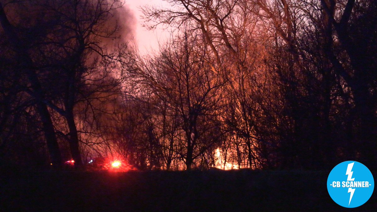 I-29 Brush/Tree Re-kindle Area/Location: I-29 Rekindle Responding: Council Bluffs Police, CBFD - E21, E31, E41, E61, T32, M2, M3 and FC2, Crescent Fire and Lewis Township Fire/Tankers requested