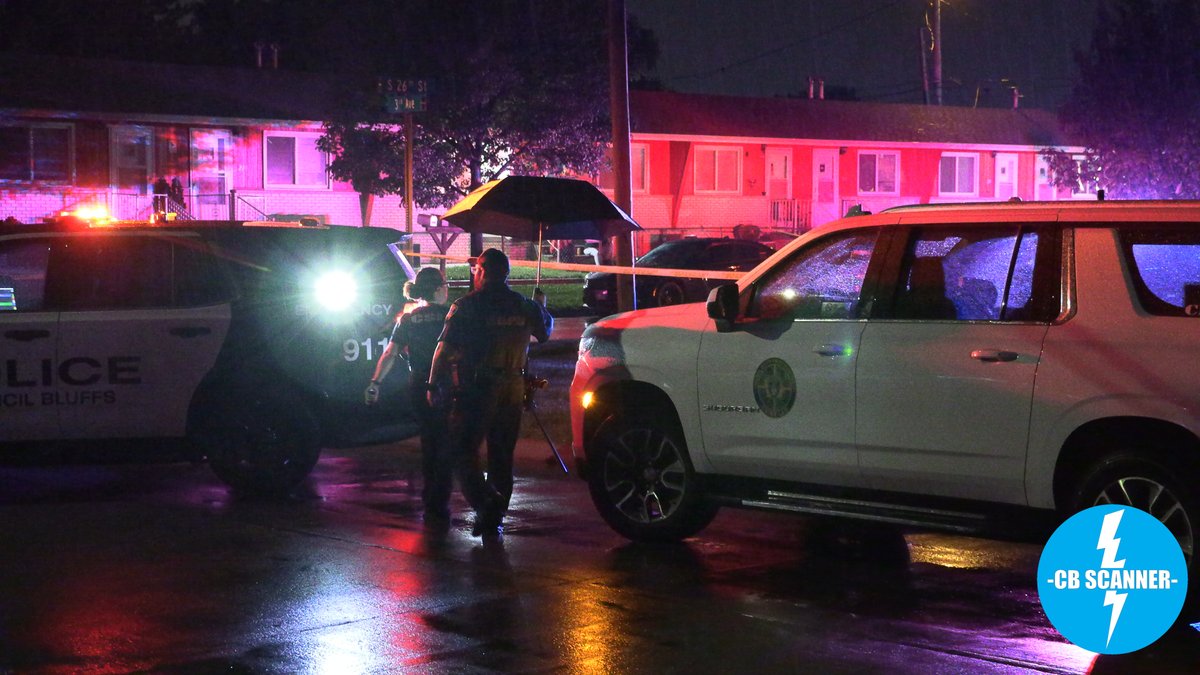 Shots Fired/Shooting Area/Location Initially: 2600 Block of & 3rd Ave Responding: Council Bluffs Police Caller's advising they heard 6 shots - 2 Vehicles left - Black Chevy Cobalt and  Possibly a maroon pickup - Maroon pickup was last seen heading EB on 2nd Ave from 25th