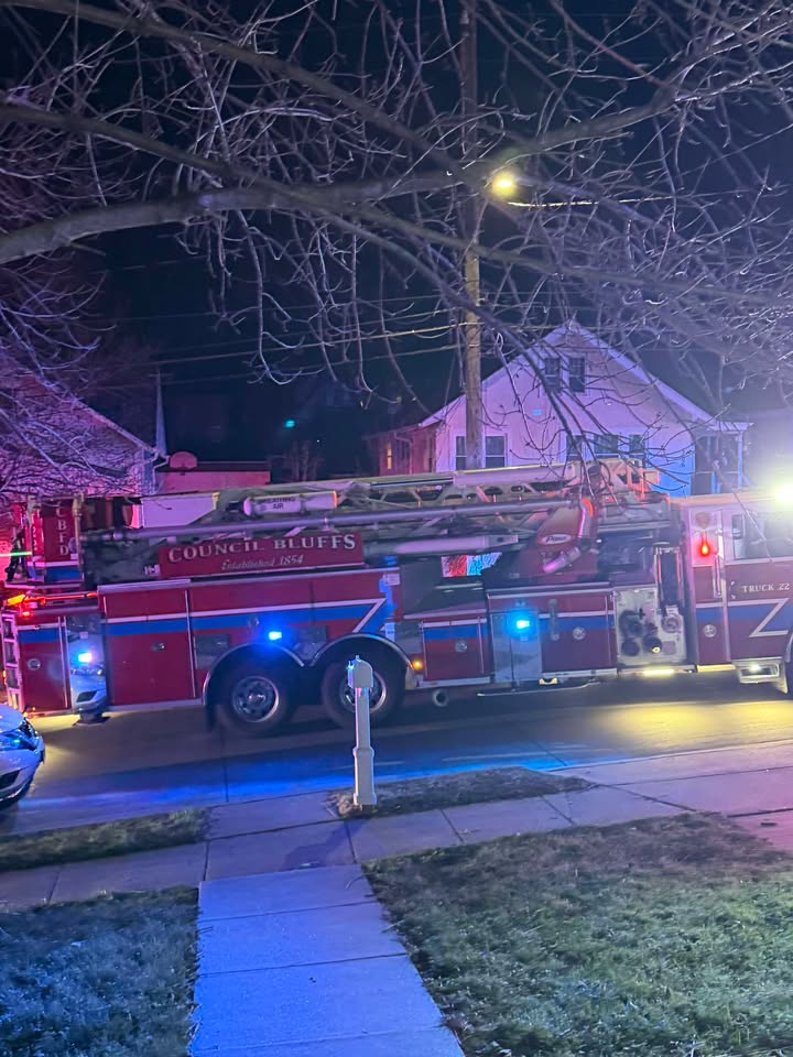 Residential Fire Area/Location: Locust Lodge Responding: Council Bluffs Police, Council Bluffs Fire & Rescue - E31, E41, E61, T22, T32, M3, M6 & FC2 Smoke and flames seen - Evacuating